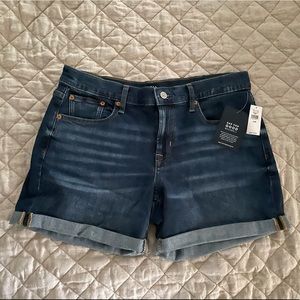 NWT Gap denim shorts